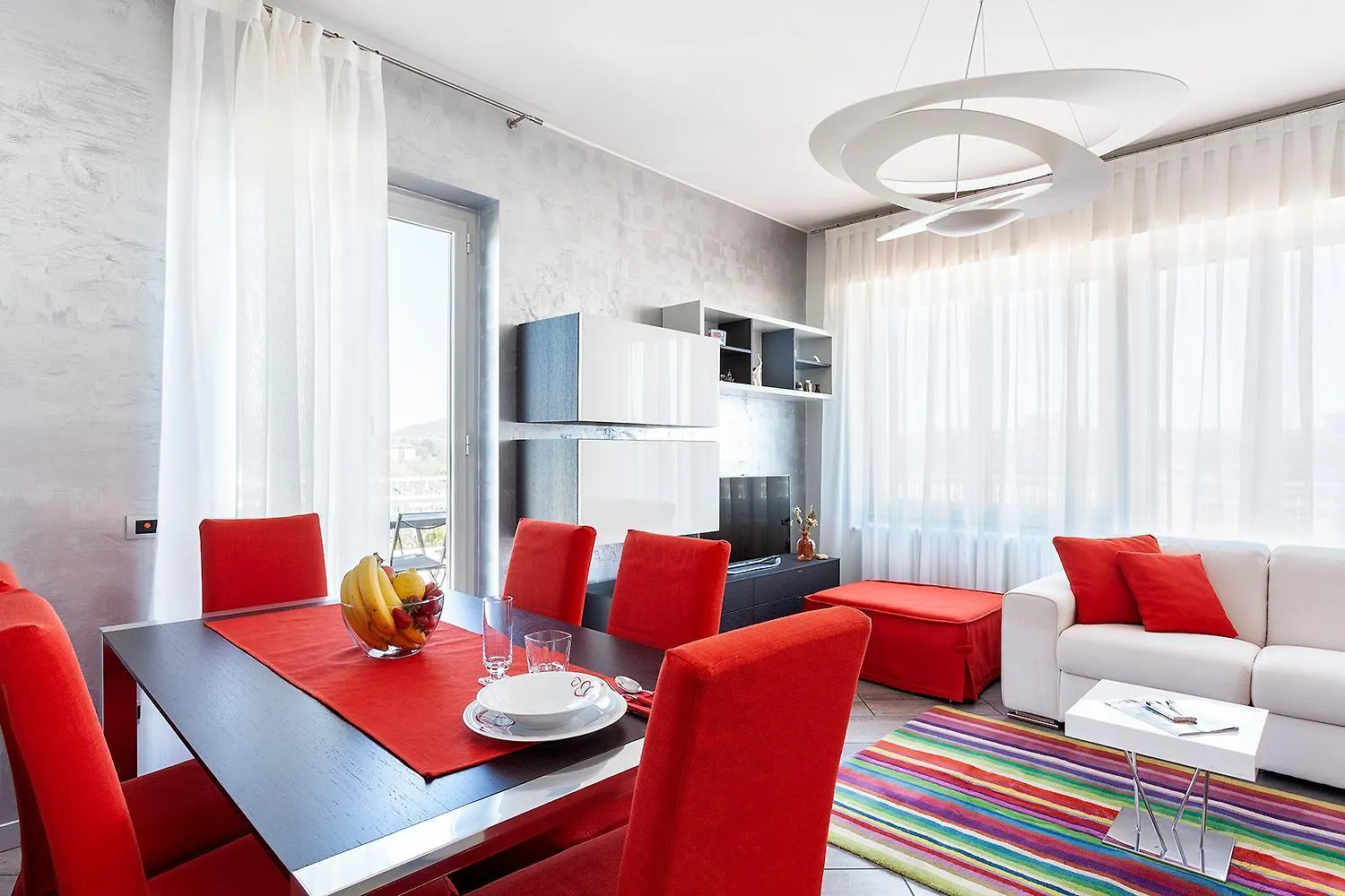 Apartment The Red Penthouse - Family Apart With Terrace 2 Bedroom Private Park Sesto Calende
